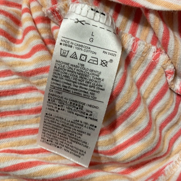 Gap TShirts - Picture 3 of 6